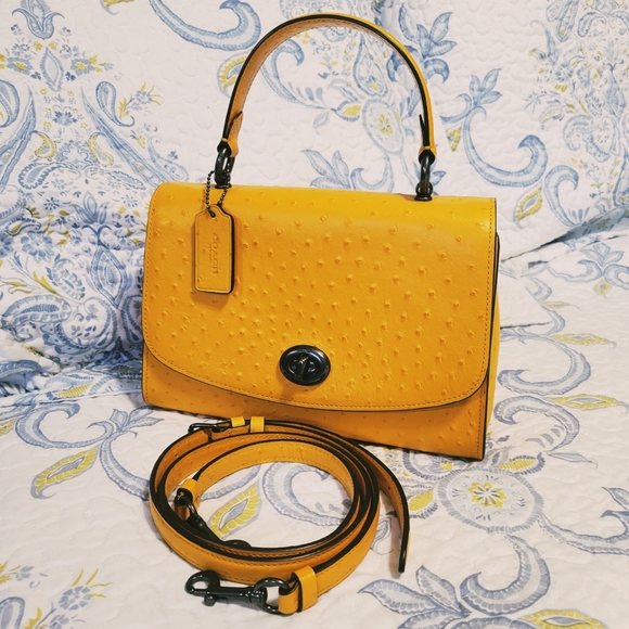 ‼️SOLD‼️ COACH: Tilly Top Handle with a 22" drop Detachable Strap - Picture 2 of 6